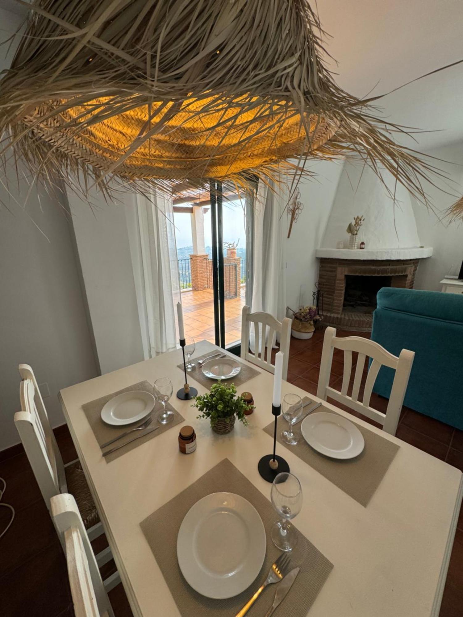 Villa En Frigiliana Con Piscina, Jacuzzi Y Espectaculares Vistas Dış mekan fotoğraf