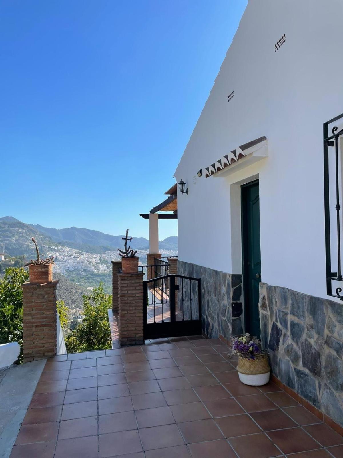 Villa En Frigiliana Con Piscina, Jacuzzi Y Espectaculares Vistas Dış mekan fotoğraf