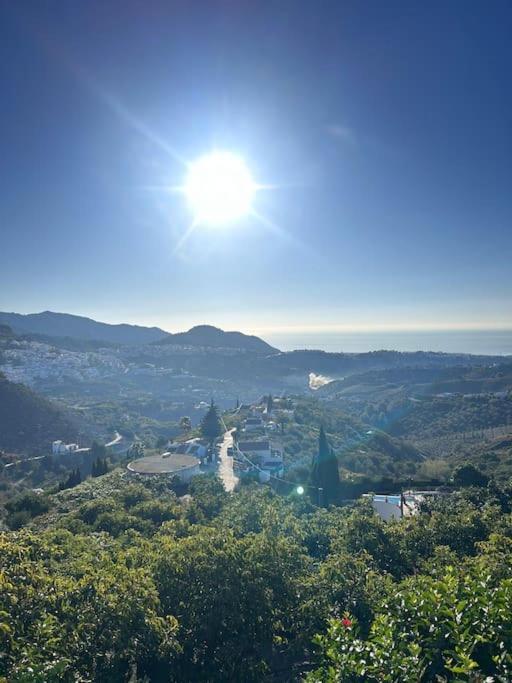 Villa En Frigiliana Con Piscina, Jacuzzi Y Espectaculares Vistas Dış mekan fotoğraf